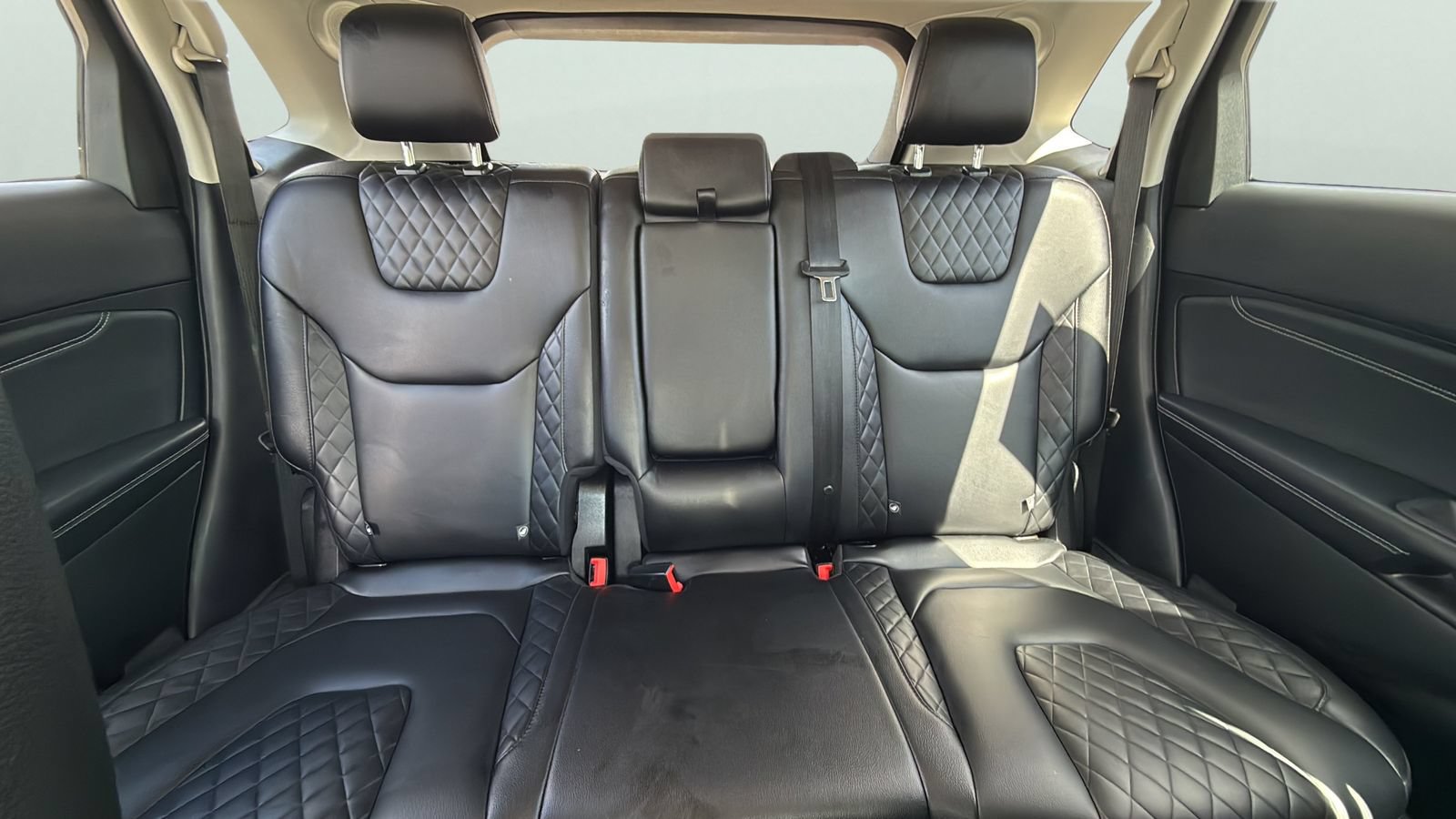 Certified 2023 Ford Edge Titanium AWD/4WD image 25