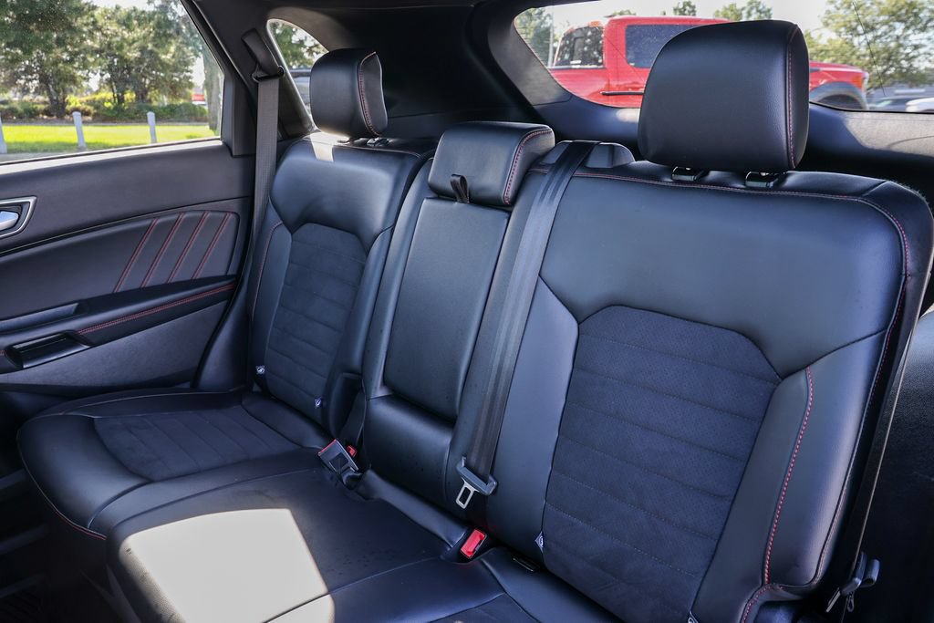 Certified 2024 Ford Edge ST-Line w/ Class II Trailer Tow Package AWD/4WD image 40