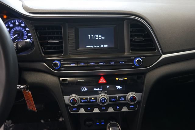 Used 2020 Hyundai Elantra SE w/ Cargo Package (C1) image 23