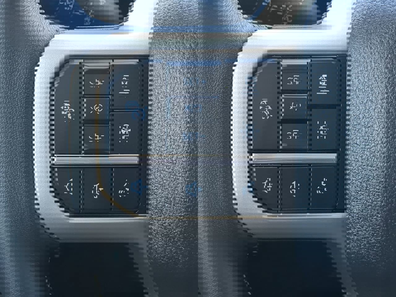 Certified 2024 Ford Expedition Limited image 24