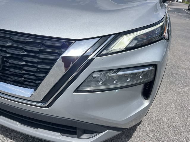 Used 2022 Nissan Rogue SV FWD image 11
