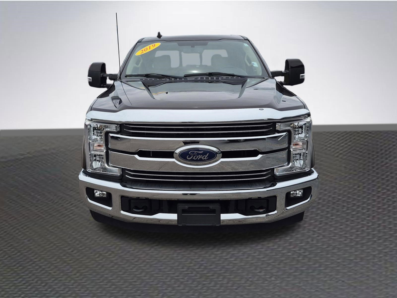 Certified 2019 Ford F250 Lariat w/ Lariat Value Package RWD image 3
