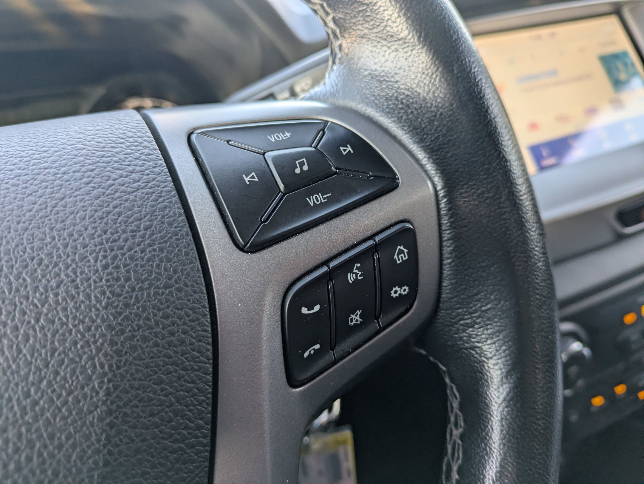 Certified 2019 Ford Ranger XLT w/ Equipment Group 302A Luxury image 17