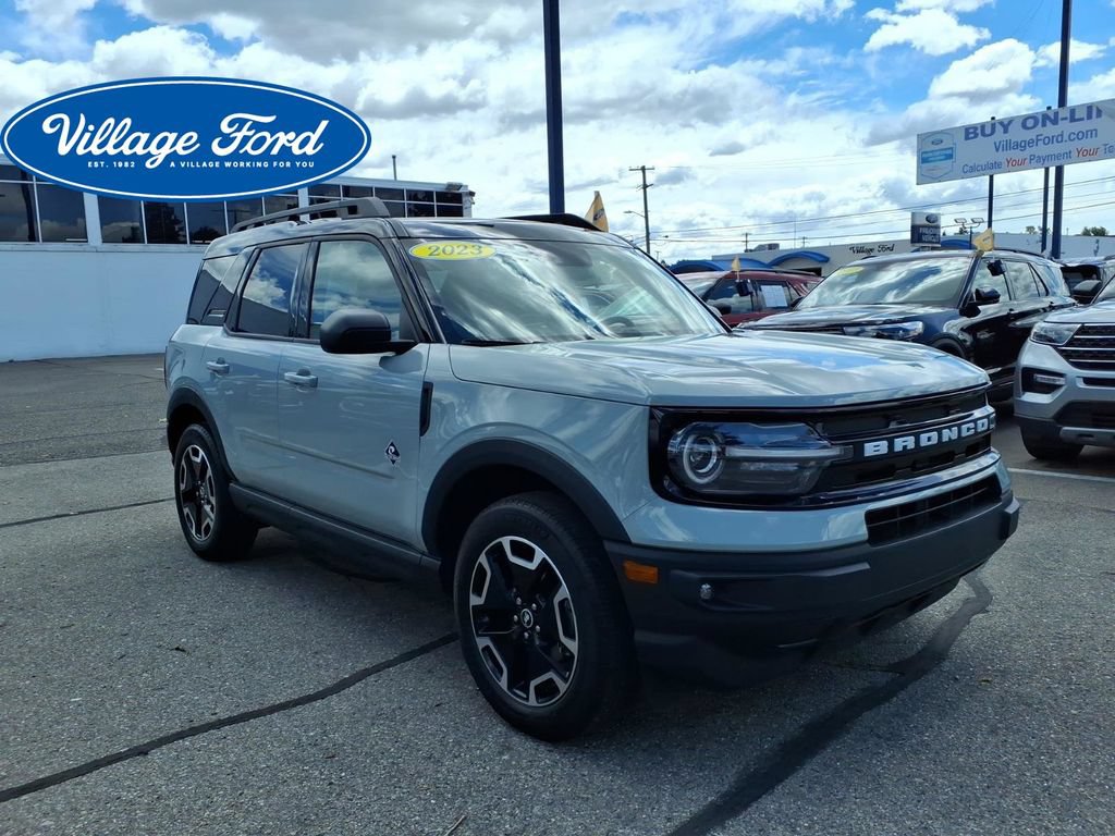 Certified 2023 Ford Bronco Sport Outer Banks AWD/4WD image 4