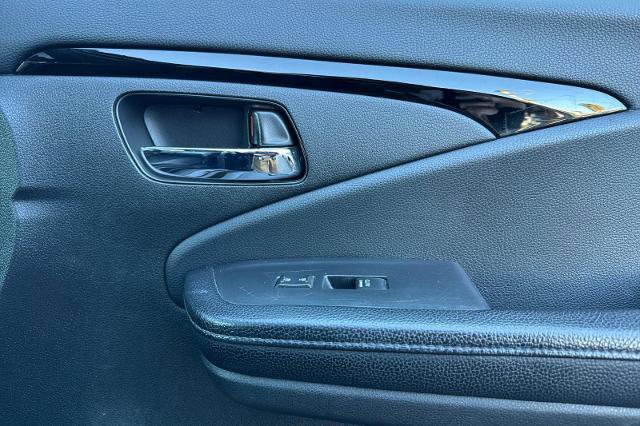 Used 2018 Honda Pilot Touring image 18