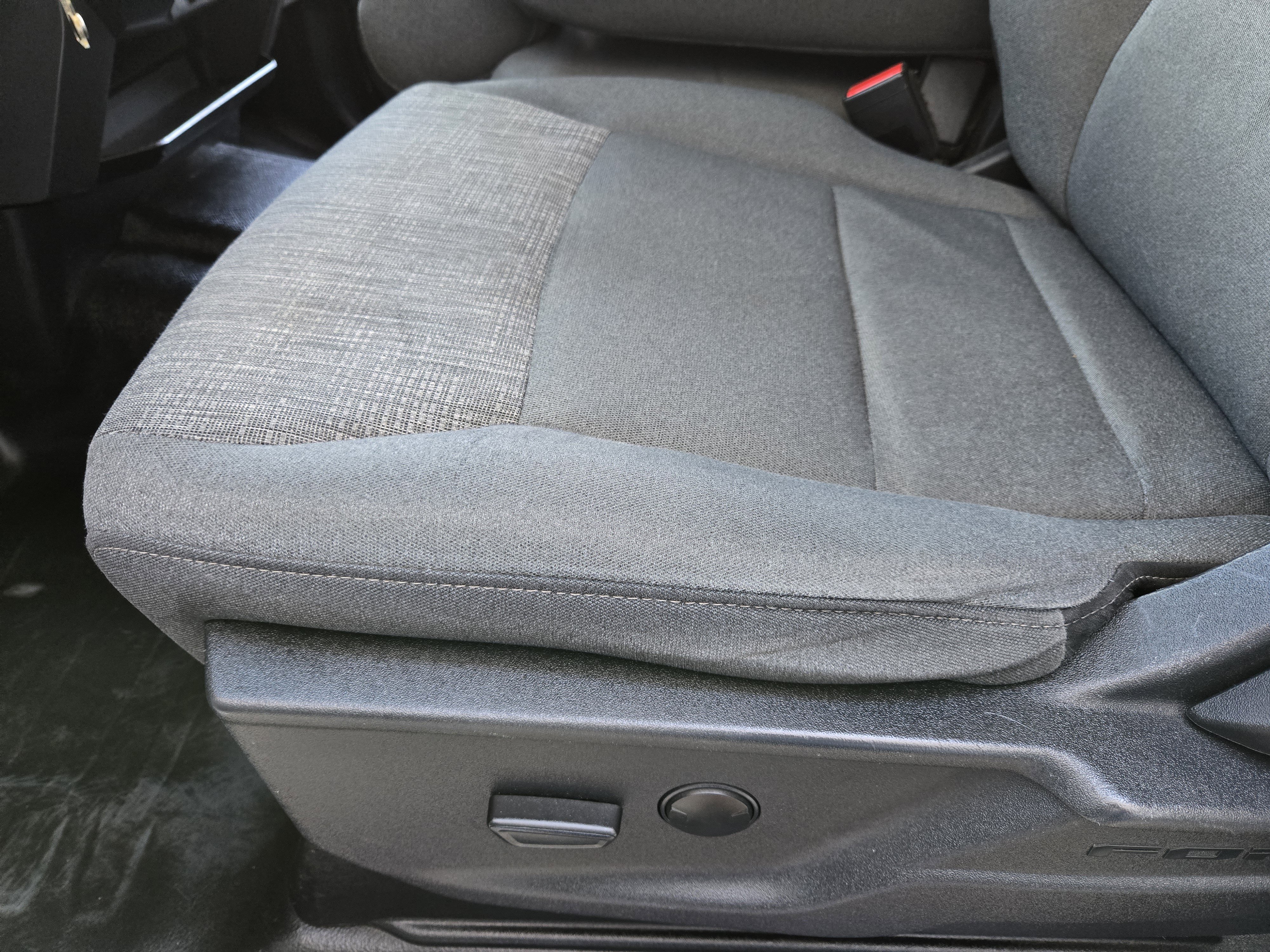 Certified 2022 Ford F150 XLT w/ Equipment Group 301A Mid image 18