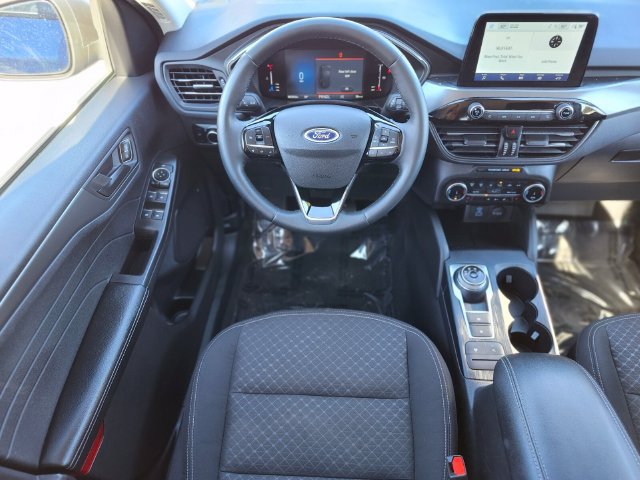 Certified 2023 Ford Escape Active AWD/4WD image 13
