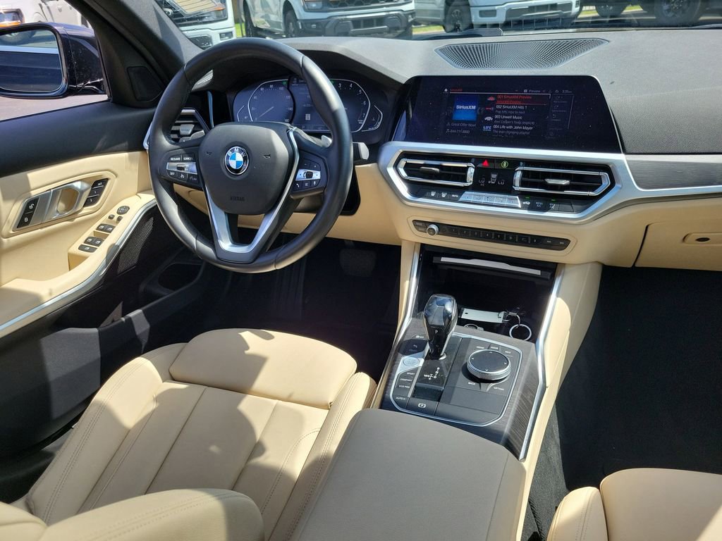 Used 2021 BMW 330i Sedan w/ Convenience Package RWD image 13