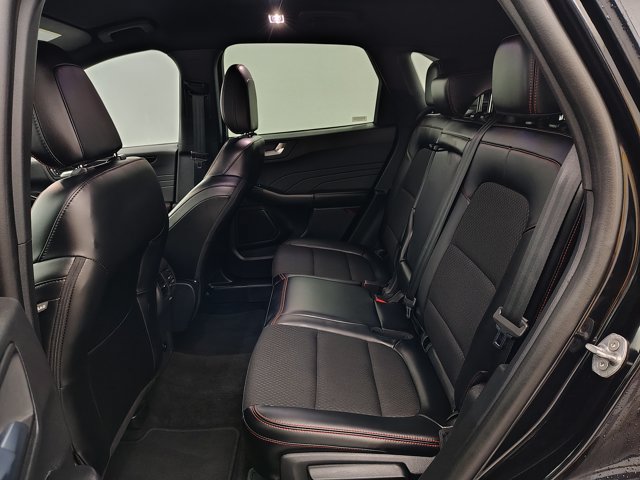 Certified 2025 Ford Escape ST-Line AWD/4WD image 25