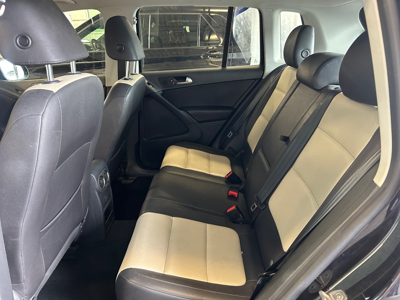 Used 2017 Volkswagen Tiguan S AWD/4WD image 17