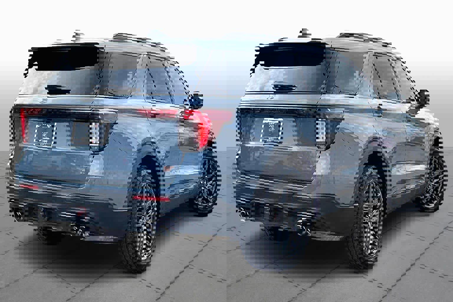 Certified 2025 Ford Explorer ST image 4