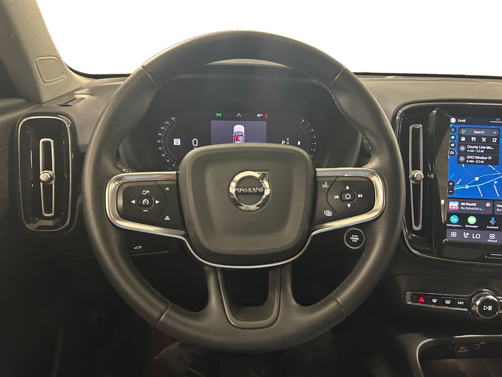 Used 2023 Volvo XC40 B5 Ultimate w/ Protection Package Premier AWD/4WD image 11