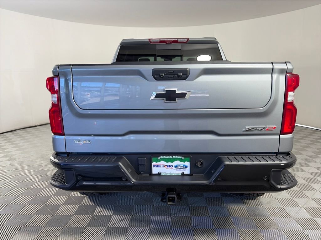 Used 2023 Chevrolet Silverado 1500 ZR2 w/ Technology Package image 4