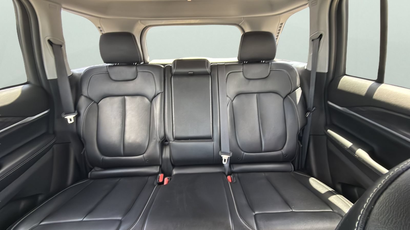 Used 2023 Jeep Grand Cherokee 4WD 4xe image 25