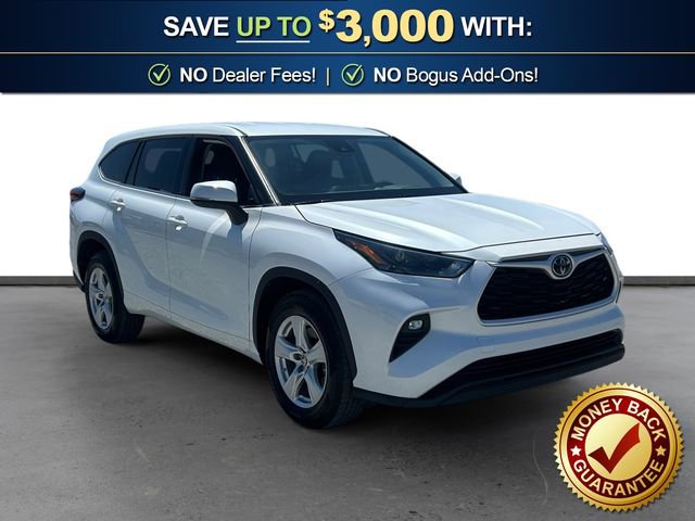 Used 2022 Toyota Highlander LE FWD image 10