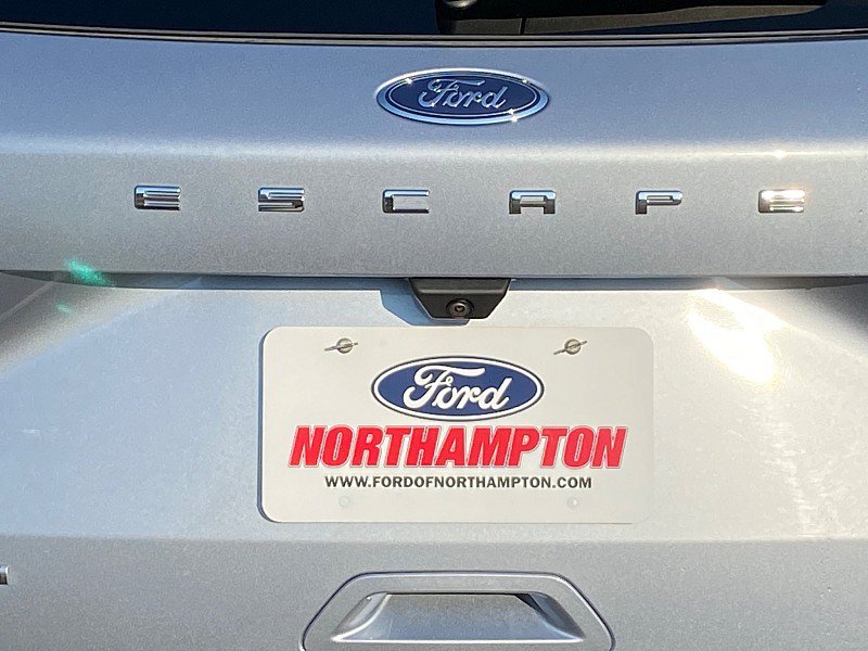 Certified 2022 Ford Escape Titanium w/ Titanium Elite Package AWD/4WD image 10