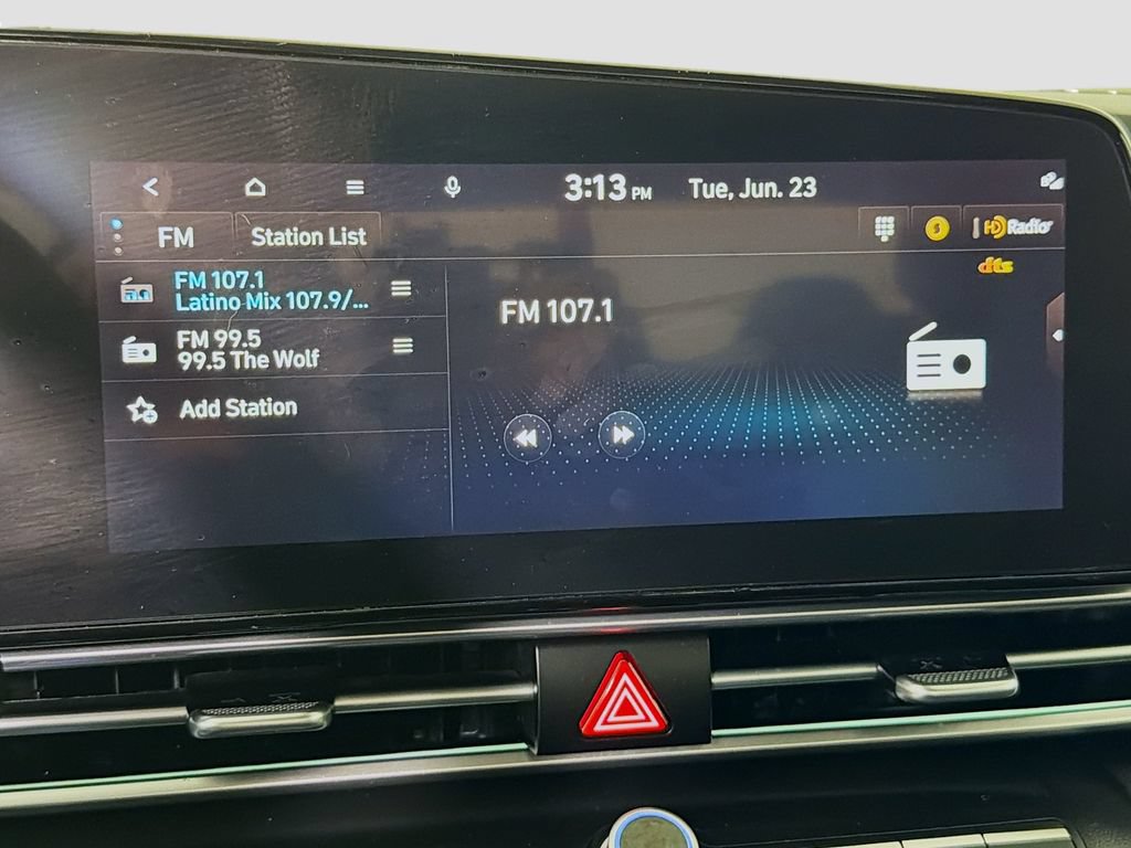Used 2024 Hyundai Elantra SEL w/ Convenience Package FWD image 18