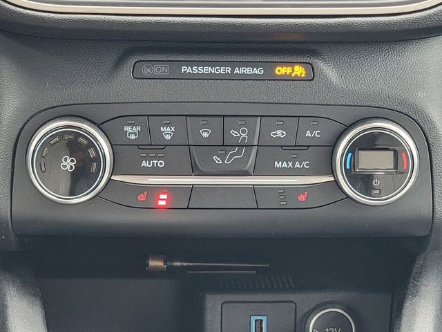 Certified 2020 Ford Escape SE image 28