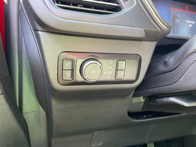 Certified 2025 Ford Escape SE FWD image 26