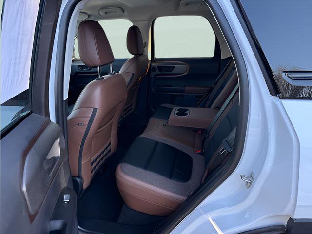 Certified 2025 Ford Bronco Sport Outer Banks w/ Outer Banks Tech Package+ AWD/4WD image 5