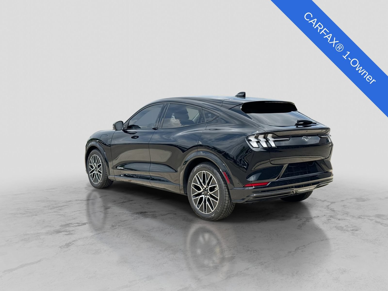 Certified 2024 Ford Mustang Mach-E Premium AWD/4WD image 5
