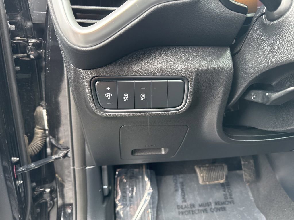 Used 2023 Kia Soul LX FWD image 17