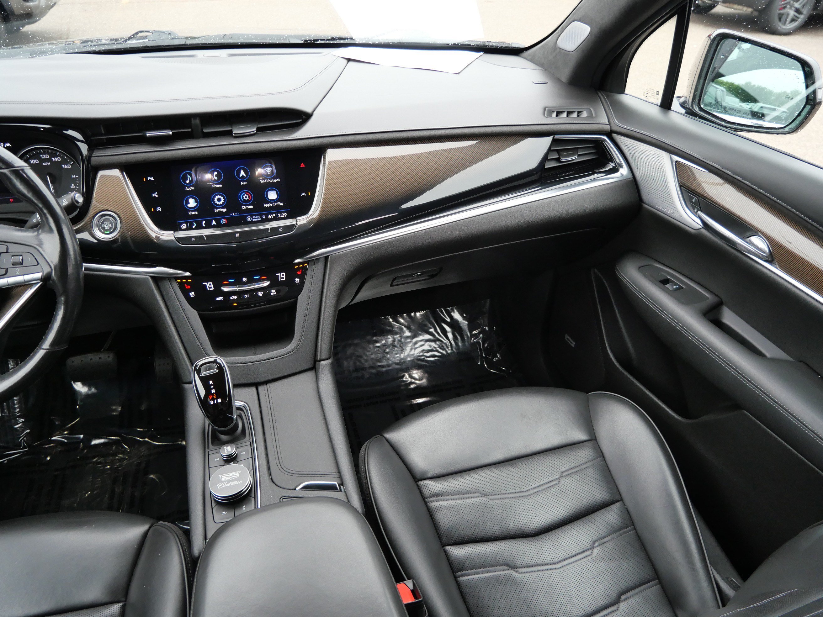 Used 2021 Cadillac XT6 Premium Luxury w/ Platinum Package AWD/4WD image 11