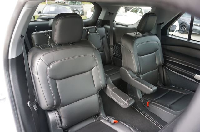 Certified 2023 Ford Explorer XLT w/ Equipment Group 202A image 14