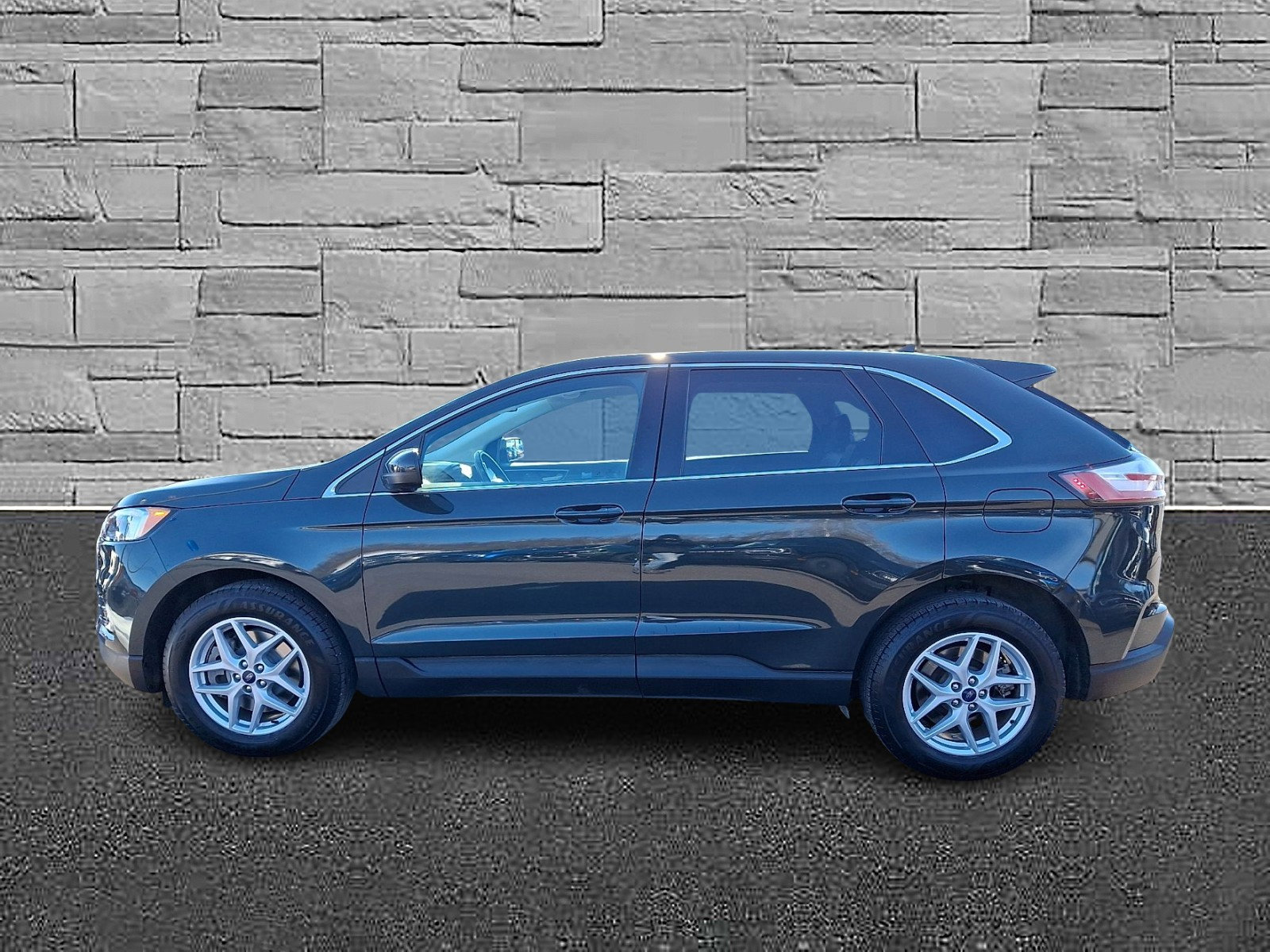 Certified 2022 Ford Edge SEL w/ Convenience Package image 6