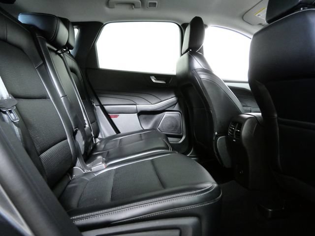 Certified 2025 Ford Escape Platinum AWD/4WD image 10