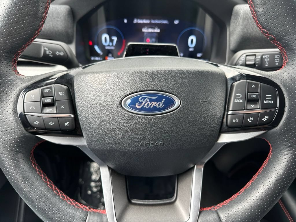 Certified 2025 Ford Explorer ST-Line w/ ST-Line Street Pack AWD/4WD image 41