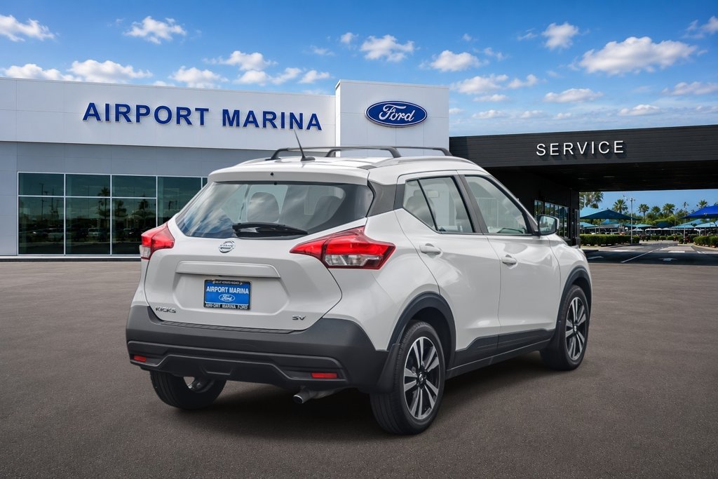 Used 2019 Nissan Kicks SV w/ Exterior Package FWD image 8