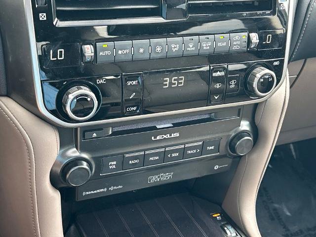 Used 2023 Lexus GX 460 Luxury w/ Sport Design Package AWD/4WD image 35