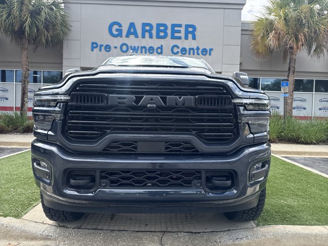 Used 2025 RAM 2500 Laramie AWD/4WD image 10