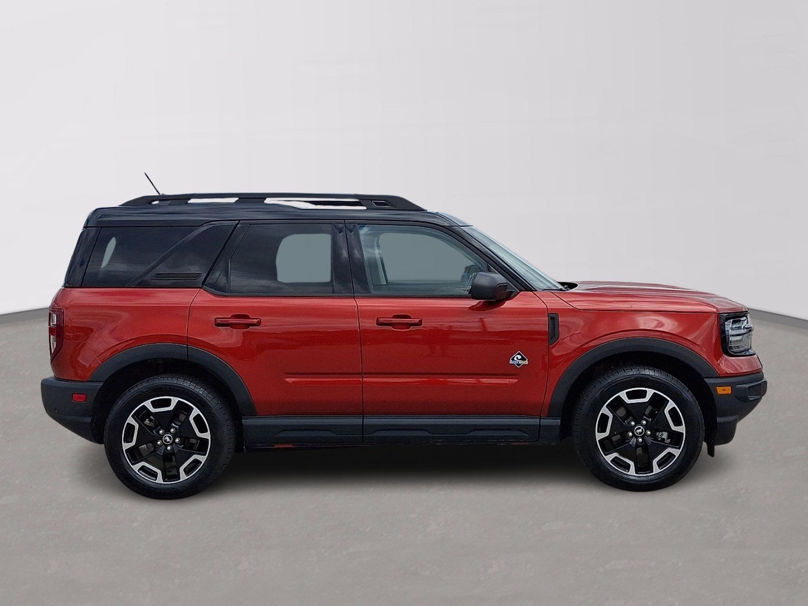 Certified 2024 Ford Bronco Sport Outer Banks w/ Tech Package AWD/4WD image 7