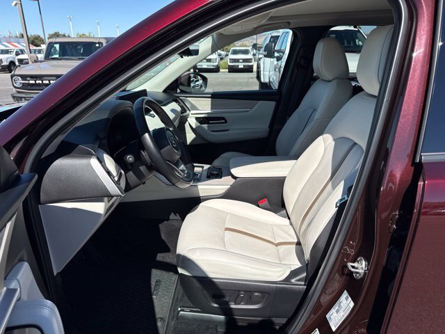 Used 2024 MAZDA CX-90 Plug-In Hybrid w/ Premium Plus AWD/4WD image 21