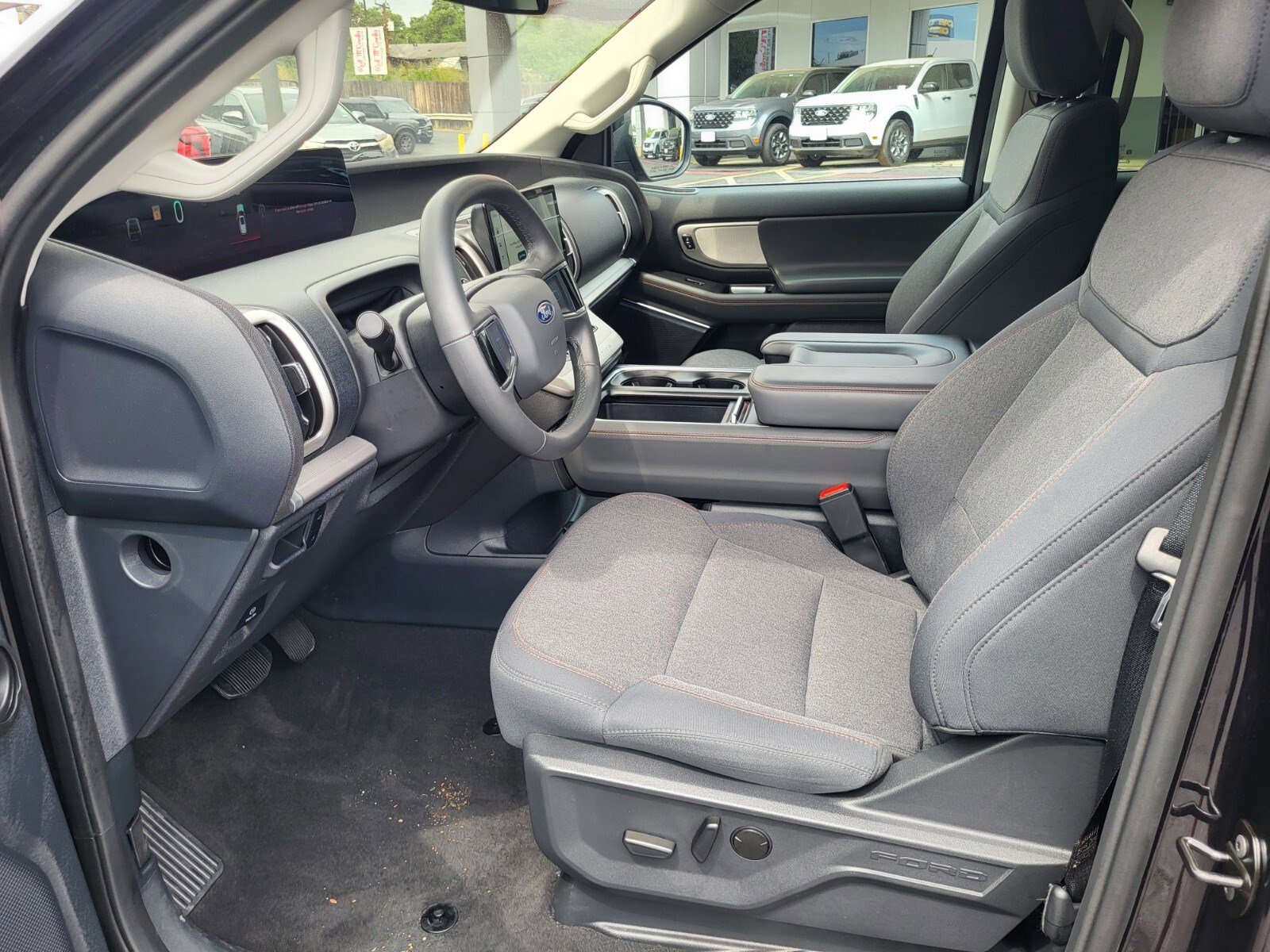Certified 2025 Ford Expedition Active RWD image 19