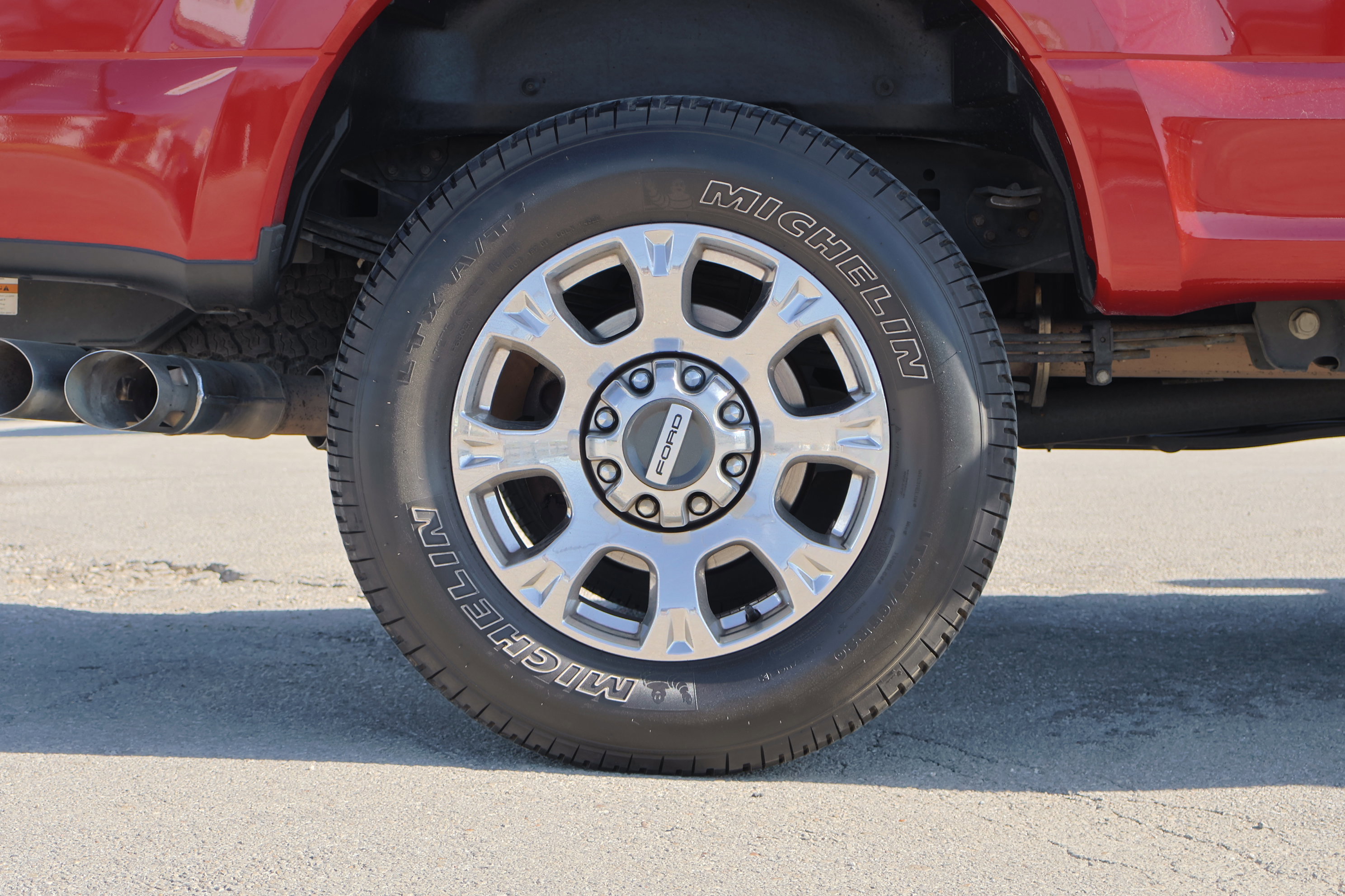 Certified 2020 Ford F350 Lariat w/ Lariat Ultimate Package image 11