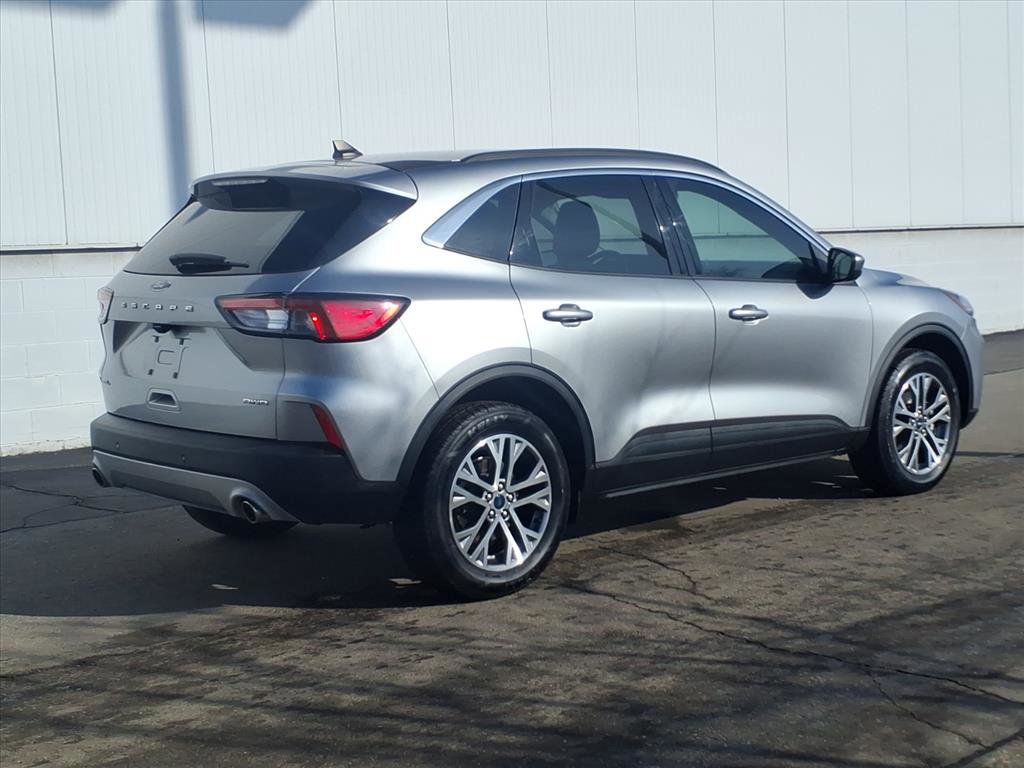 Certified 2022 Ford Escape SEL image 6