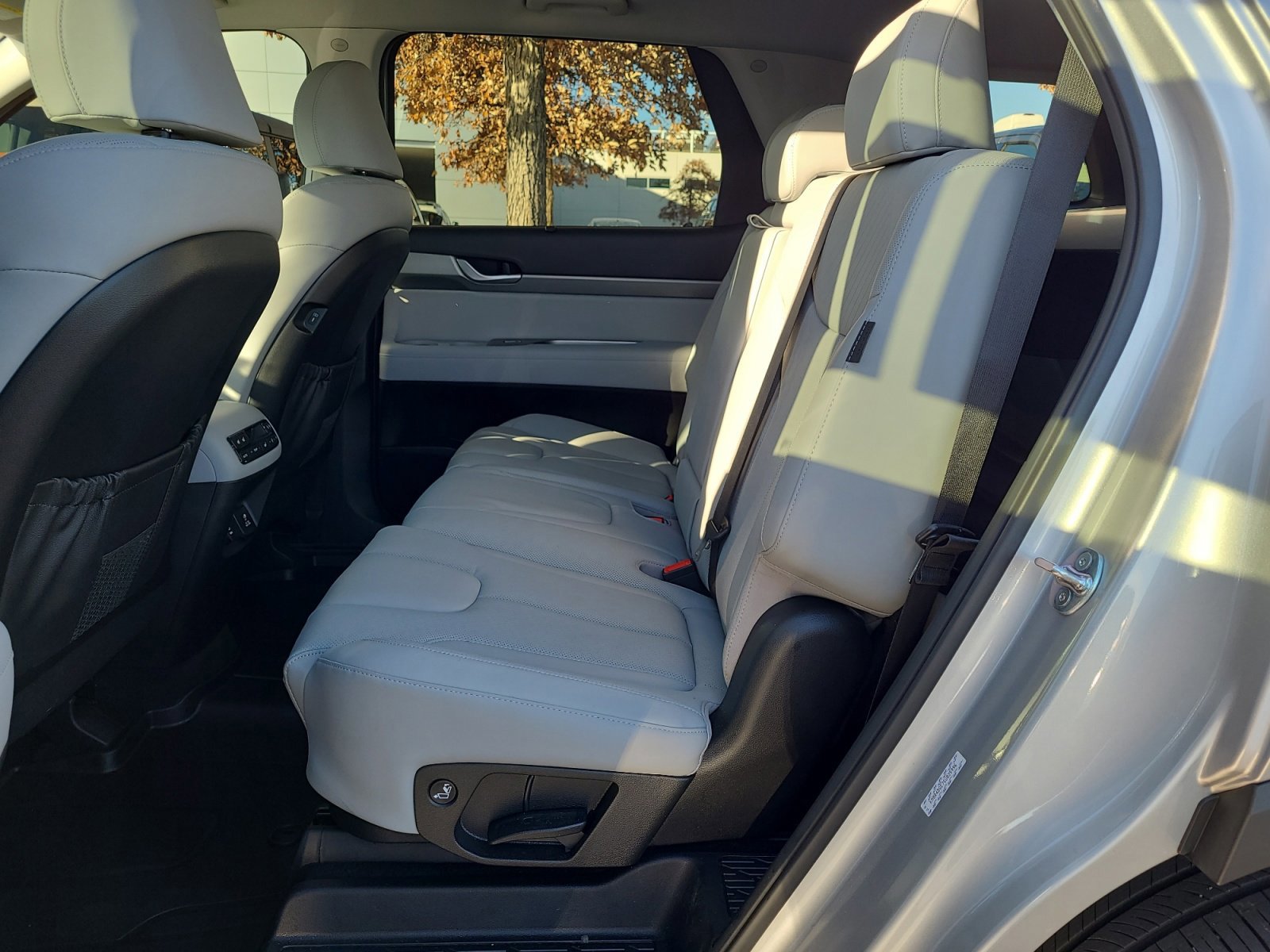 Used 2025 Hyundai Palisade SEL image 17