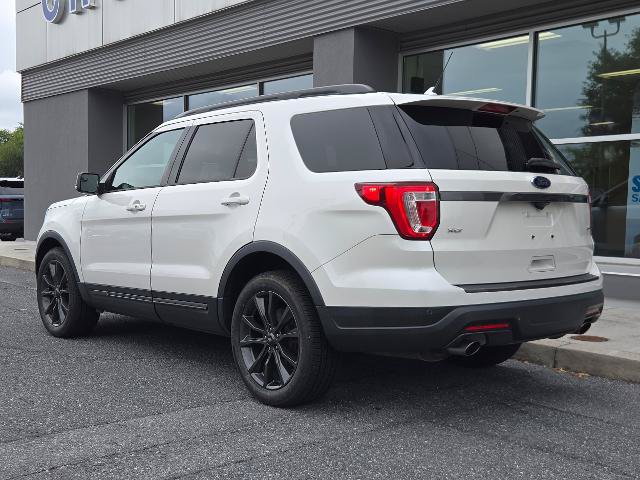Certified 2018 Ford Explorer XLT w/ Equipment Group 202A AWD/4WD image 2
