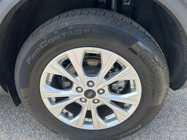 Certified 2024 Ford Escape Active AWD/4WD image 11