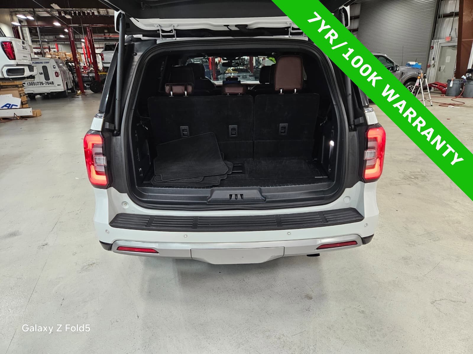 Certified 2024 Ford Expedition Limited image 14