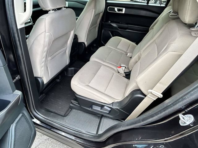 Certified 2024 Ford Explorer 2WD image 11