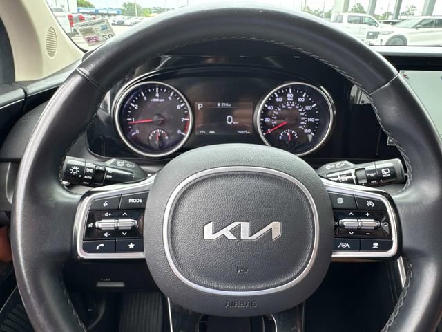 Used 2022 Kia Carnival SX FWD image 31