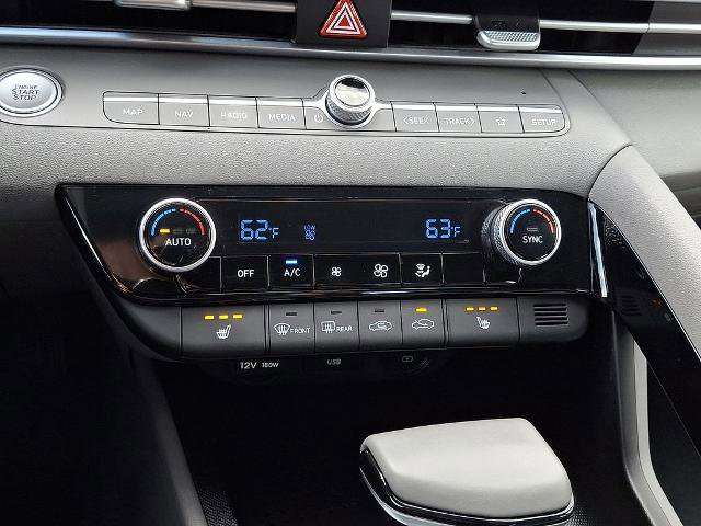 Used 2023 Hyundai Elantra SEL w/ Convenience Package FWD image 15
