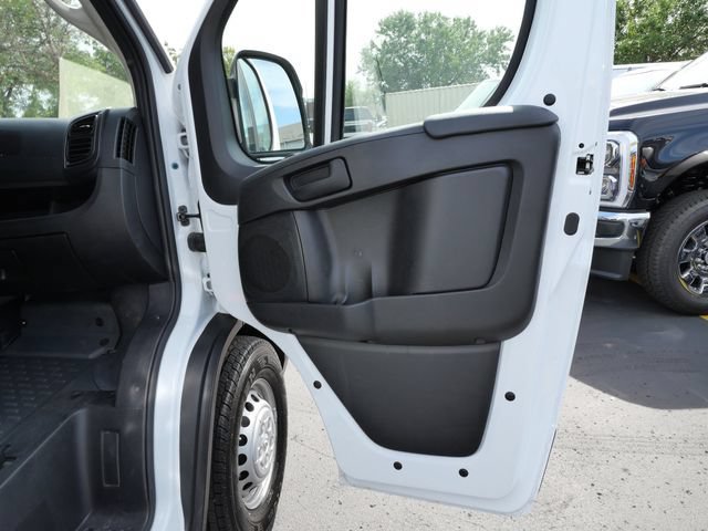 Used 2025 RAM ProMaster 2500 w/ U-Haul Equipment Group FWD image 7