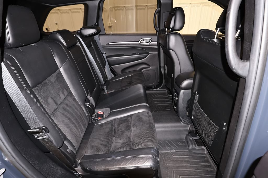 Used 2018 Jeep Grand Cherokee Laredo AWD/4WD image 18