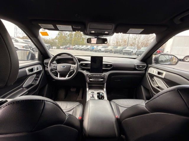 Certified 2020 Ford Explorer ST w/ Premium Technology Package image 8