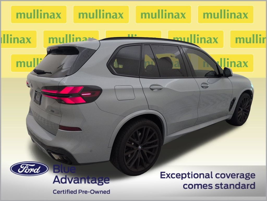 Used 2024 BMW X5 xDrive40i w/ Executive Package AWD/4WD image 3